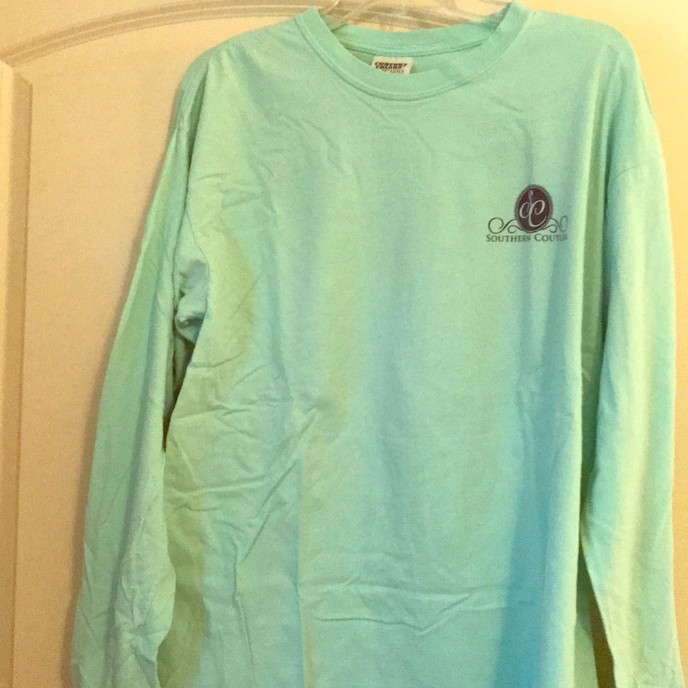 Super cute SOUTHERN COUTURE T SHIRT
